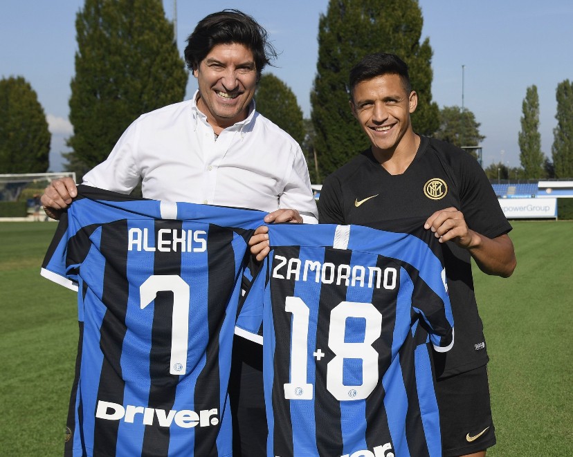 巴萨队长因心理危机或告别诺坎普，关键战屡失误后彻底扛不住了？（关键战频频失误，巴萨队长疑陷心理困境，或将告别诺坎普？）