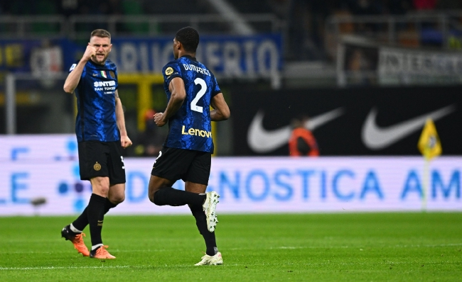 马竞本赛季西甲前14场仅落后18分钟，对巴萨已落后超过20分钟（马竞本季西甲前14轮仅落后18分钟，战巴萨已落后超20分钟）