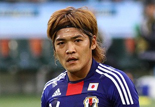 前广州队球员张志雄 白余涛加盟重庆铜梁龙（两名前广州队球员张志雄、白余涛转投重庆铜梁龙）