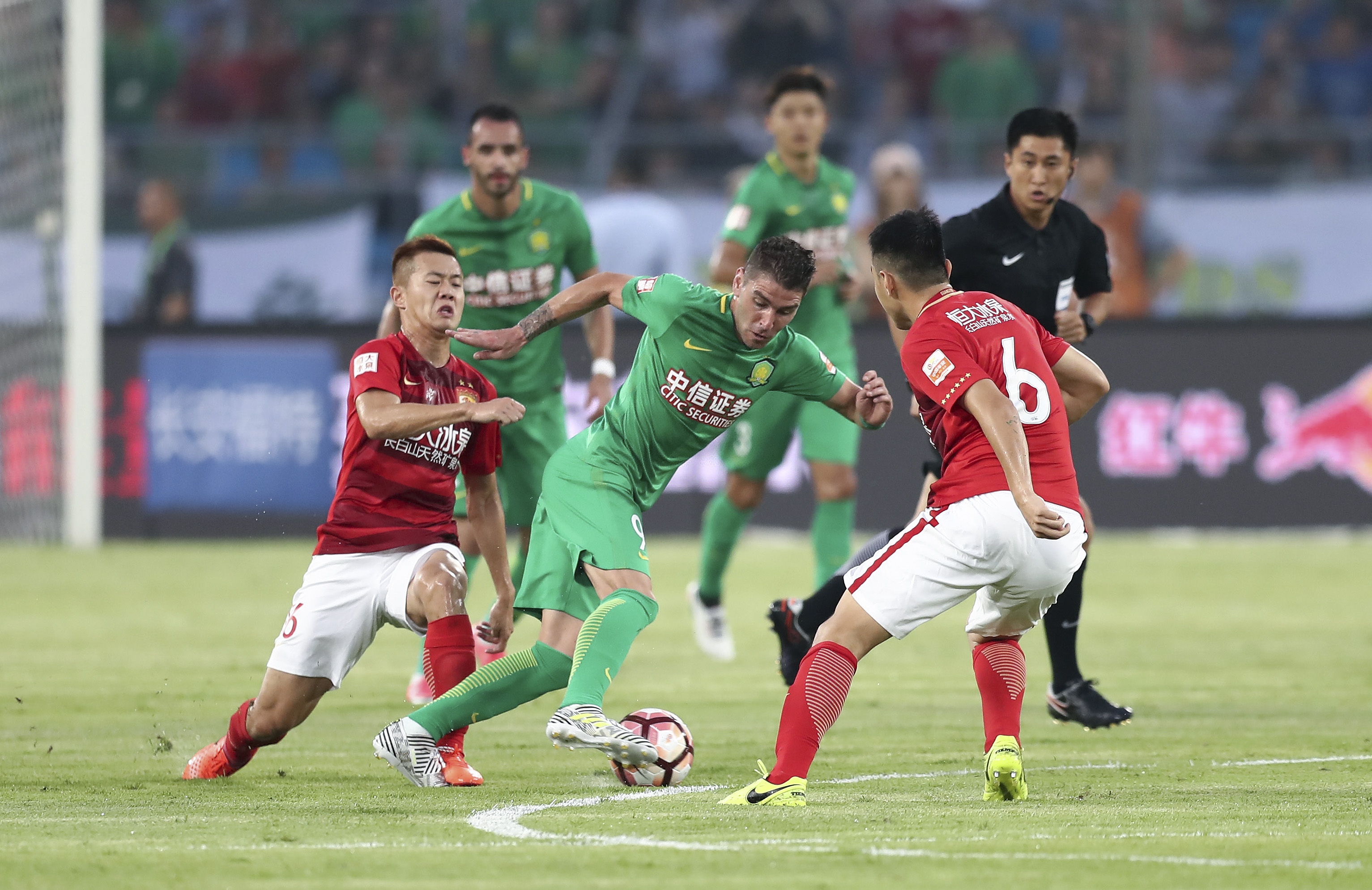 官方：热刺小将米凯伊-穆尔租借加盟格拉斯哥流浪者（官方：格拉斯哥流浪者租借签下热刺小将米凯伊-穆尔）